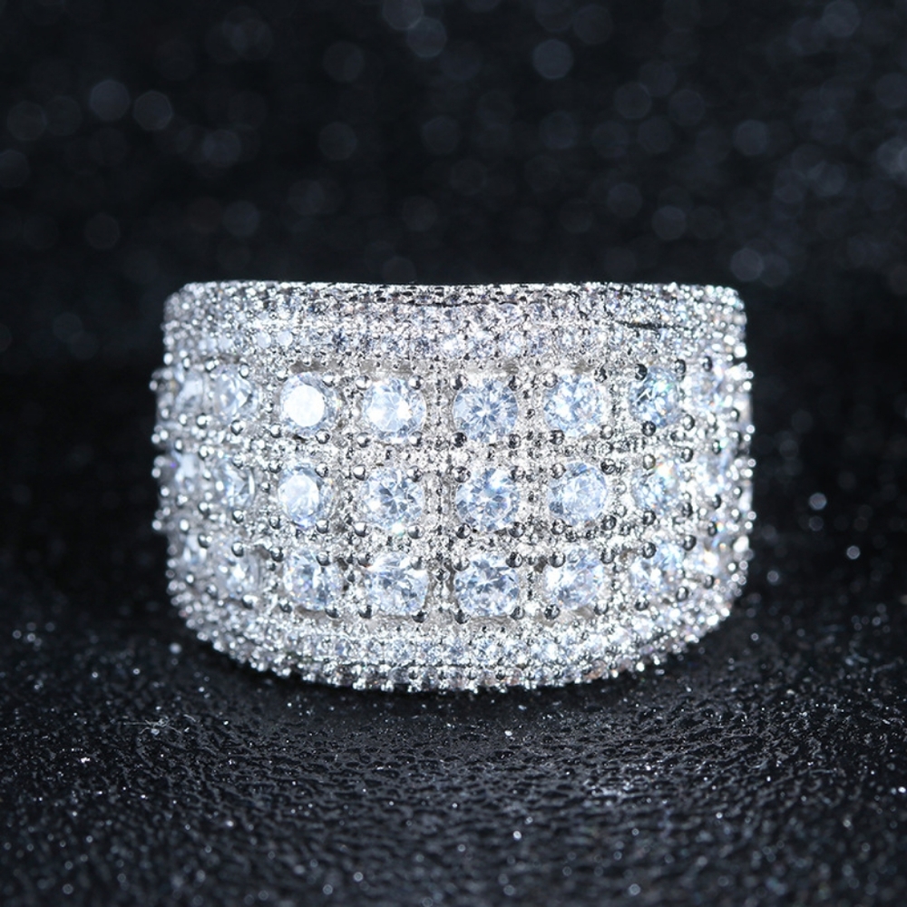 New Inlaid Thick Diamond Ring